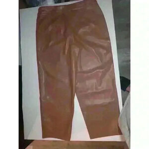 Girl With Curves Vegan Leather Regular Crop Pants(British‎ Tan, 12P) A549783
